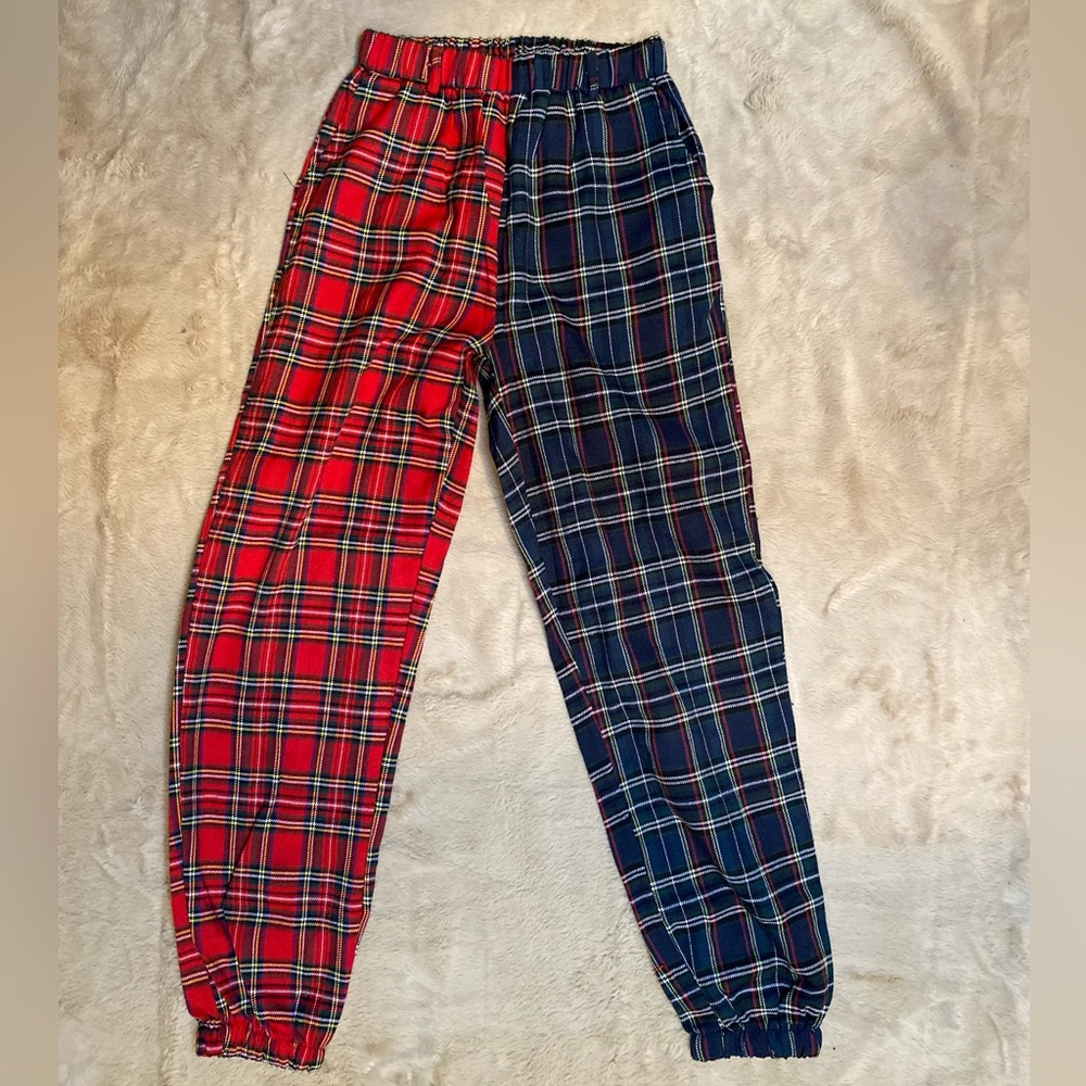3/$12 Shein Two-Toned Plaid Joggers